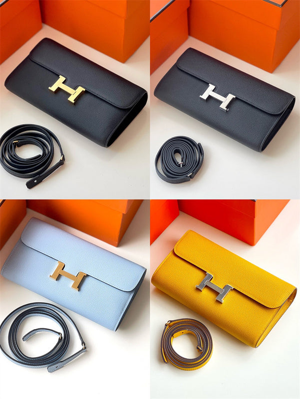  Effortless everyday bag carried on shoulder