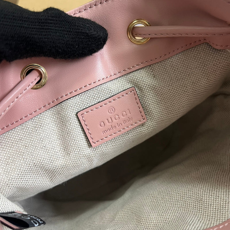 Sophisticated handbag styled for everyday wear