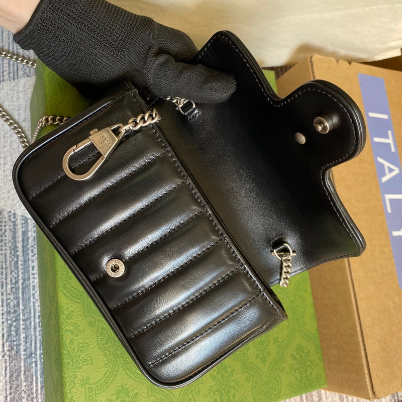 Styled lifestyle shot of premium chic women's handbag – women's everyday handbag