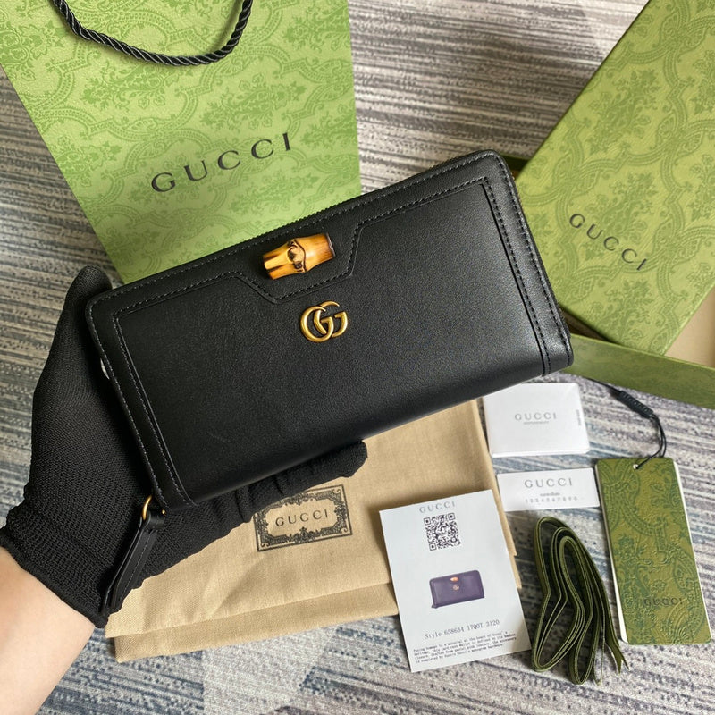 Side profile of chic classic women's handbag – women's statement bag