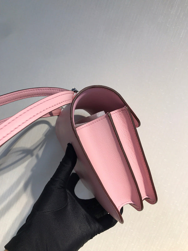 Versatile bag shown from front angle