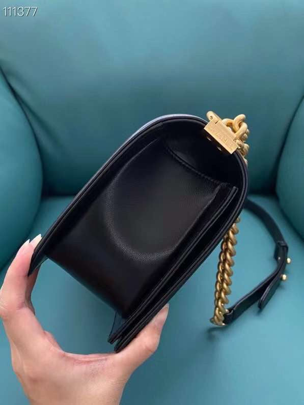  women's handbag, mid design, view 5