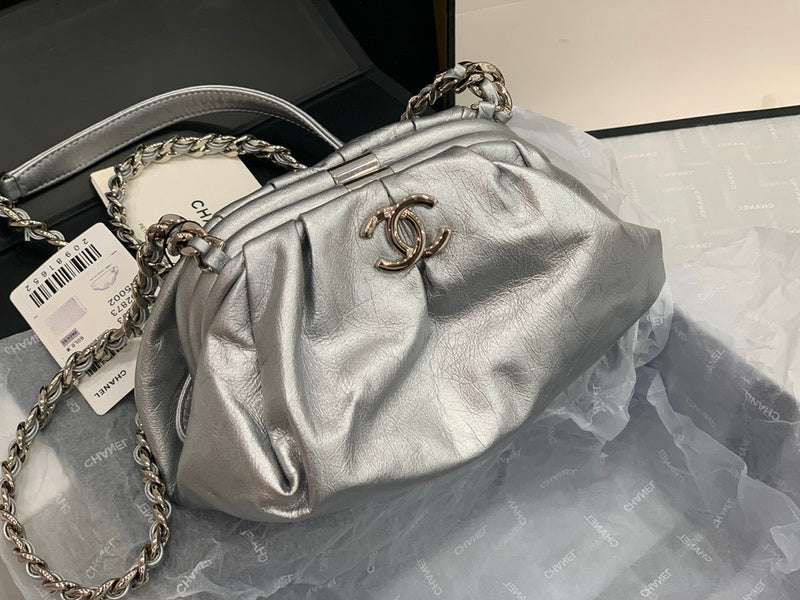  women's handbag, versatile design, view 1
