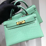 Sophisticated bag women's premium everyday handbag