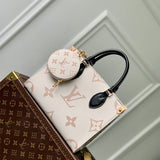  everyday bag interior and compartment view