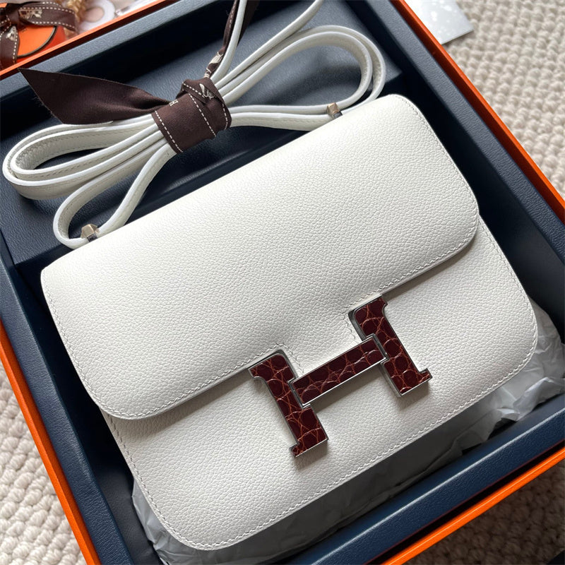 Close-up detail of streamlined bag design