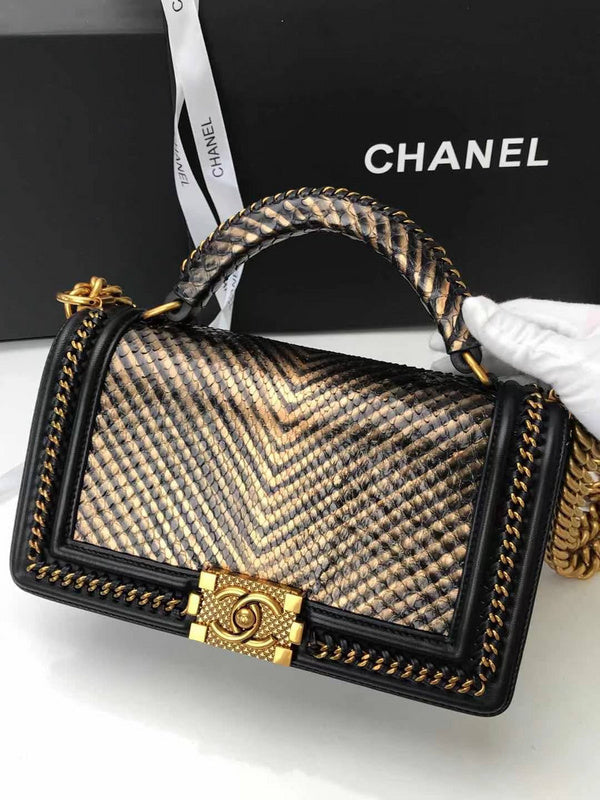  women's handbag, mid design, view 5