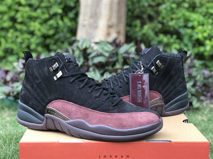 Nike all-black luxury sneakers view 5 heritage-inspired look