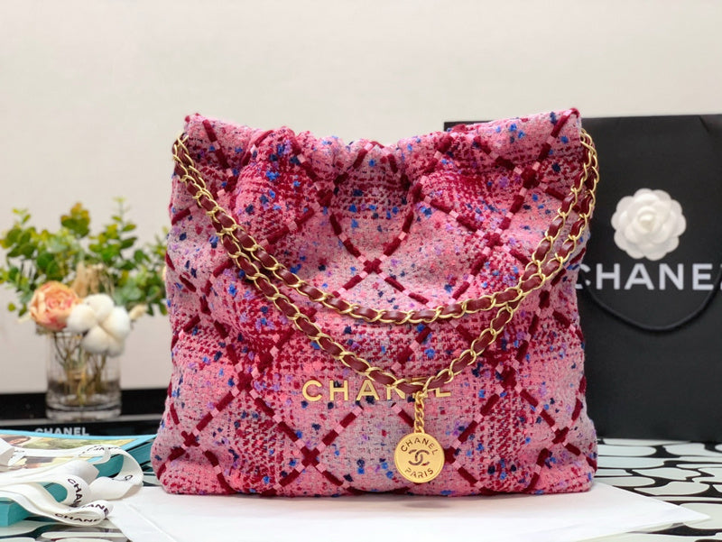 Zivas Charm Everyday Sophistication Designer Handbag (Modern Wardrobe Staple) – Front View