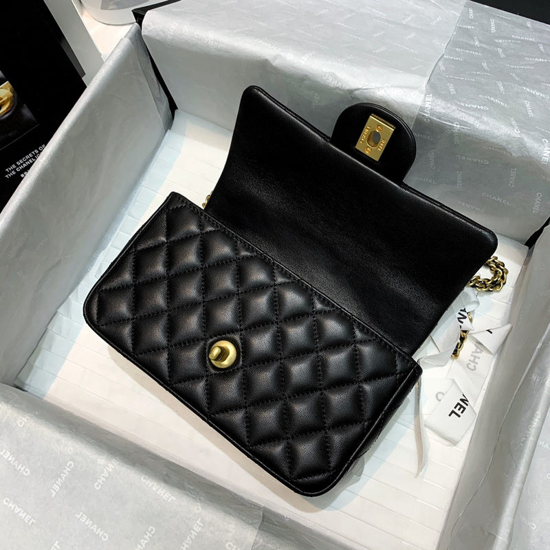  mid purse view 9