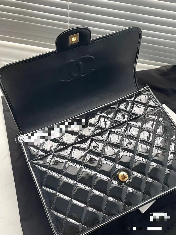  versatile purse view 9