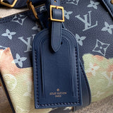  versatile handbag detail view showing craftsmanship 8