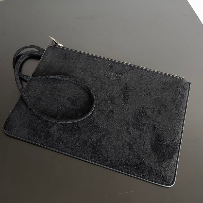 Refined Vegan Leather Handbag - Everyday Elegance | Women's Premium Handbag #1574 - hardware and detail close-up (image 5) of designer-inspired handbag