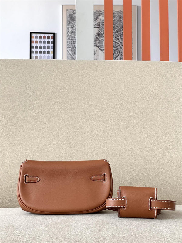 Effortless bag shown from front angle