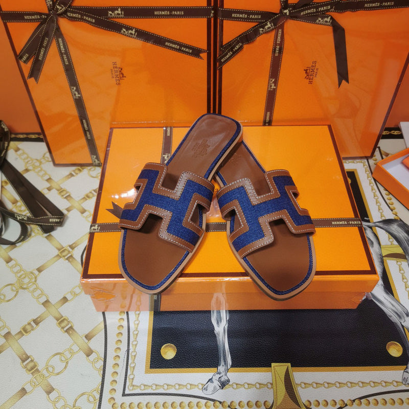 Hermes sandals Style 047 - sole and craftsmanship detail