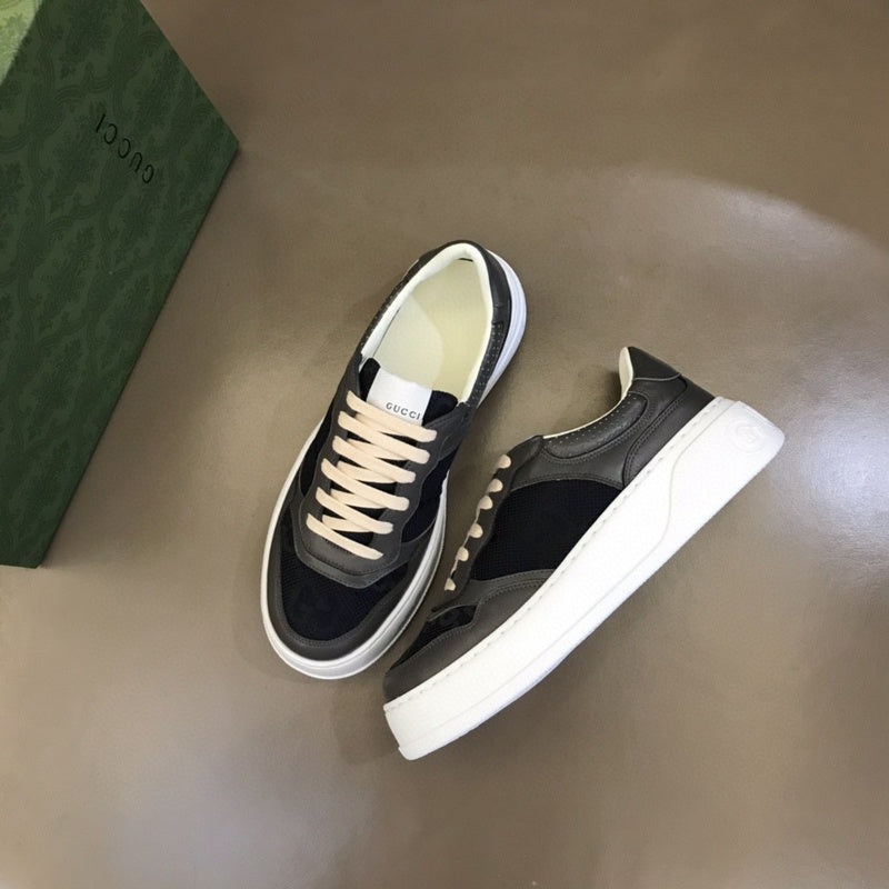 Gucci clean off-white luxury sneakers view 9 padded collar comfort
