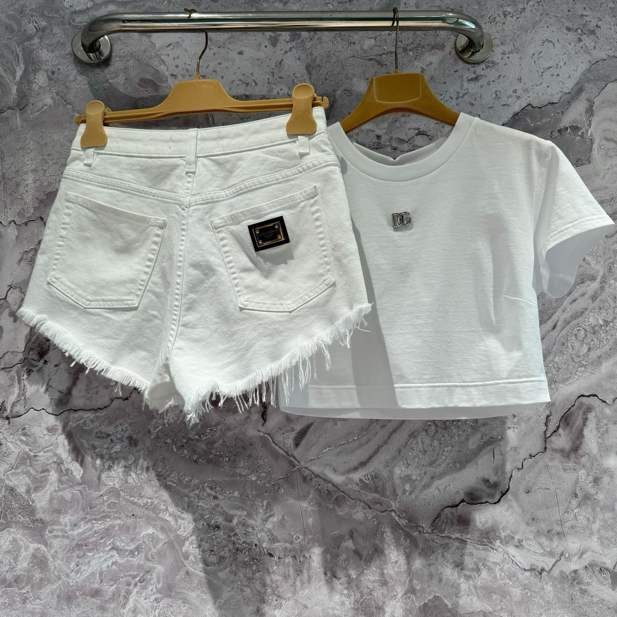 Dolce & Gabbana designer Shorts – versatile styling for luxury fashion wardrobe