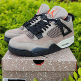 Nike classic monochrome luxury sneakers view 21 low-top design