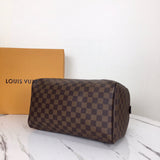 Interior view of classic polished women's handbag – women's luxury handbag
