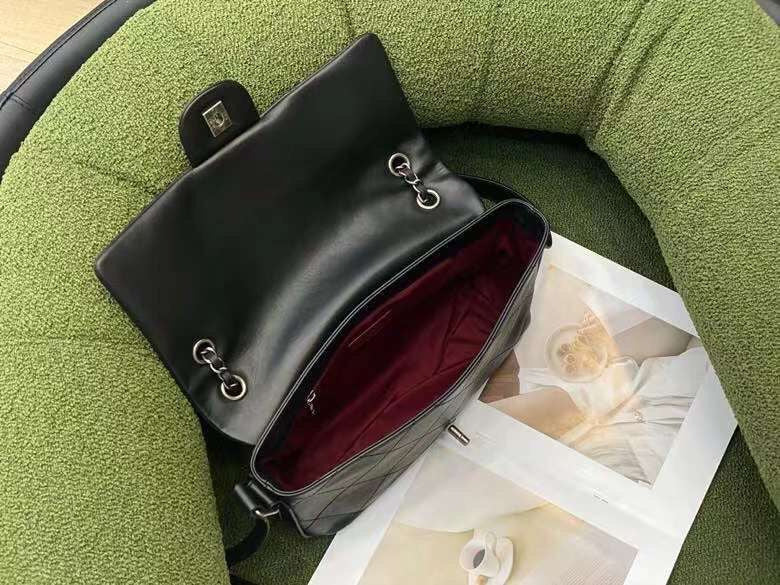  handbag, spacious everyday style, image 9