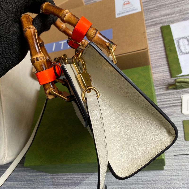 Interior view of classic premium women's handbag – women's luxury accessory