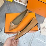 Hermes shoes Style 313 - full pair display