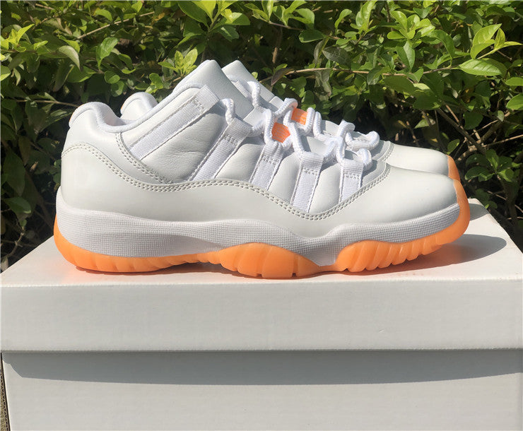 Nike Men's & Women's Luxury Low-Top Trainers — Style 153 side view