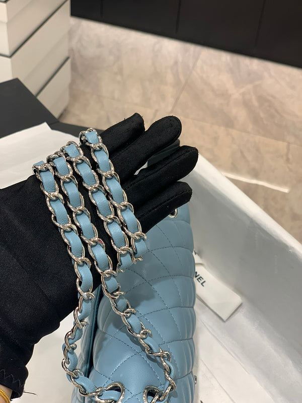  women's handbag, mid design, view 2