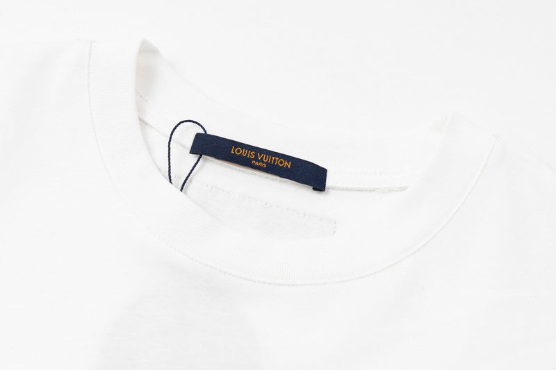 Side profile of Louis Vuitton cotton t-shirt with logo-detail design