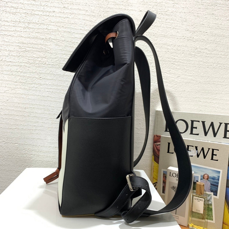 Ziva's Charm handbag – interior view (Standard Size)
