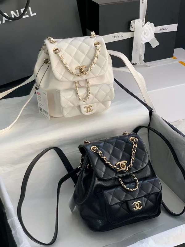 Zivas Charm Chic Craftsmanship Luxury Handbag (Signature Shape & Finish) – Front View