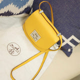  chic shoulder bag styled with outfit