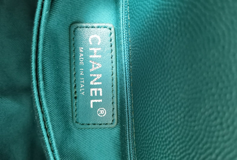  mid purse view 10