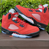Nike Men's & Women's Designer Lifestyle Shoes — Style 212 close-up view