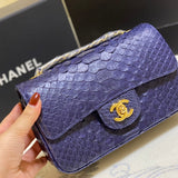  women's handbag, mid design, view 1