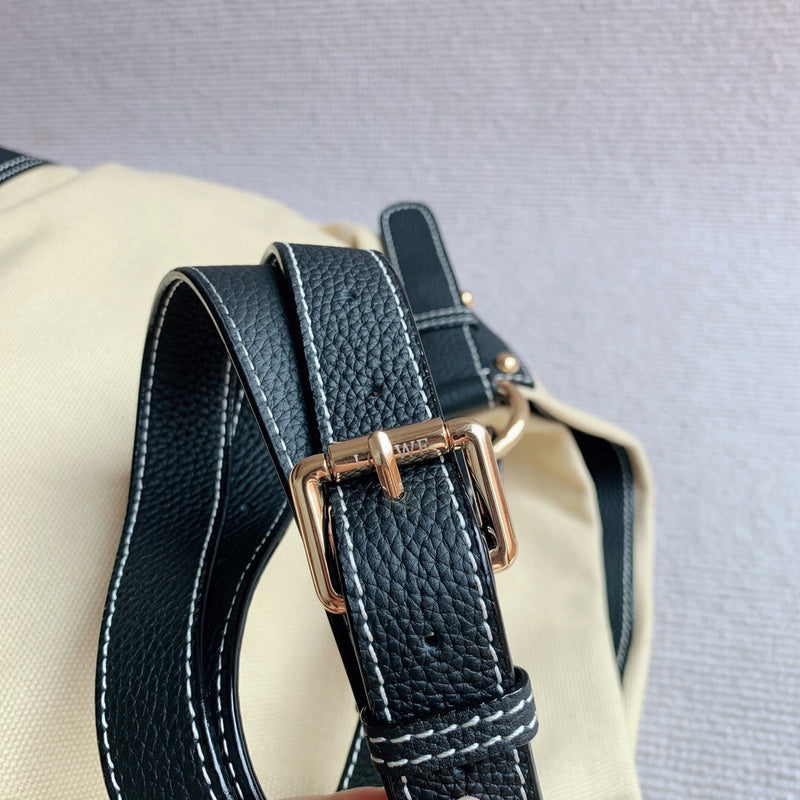 Ziva's Charm handbag – side angle view (33cm*33cm*16cm)