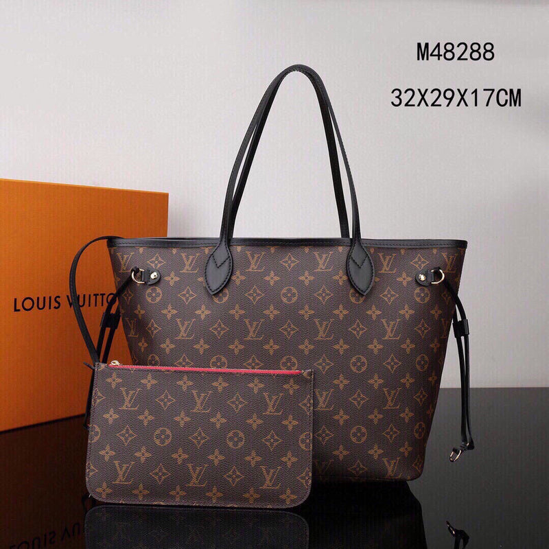 Side profile of everyday-luxe sleek women's handbag – women's luxury accessory