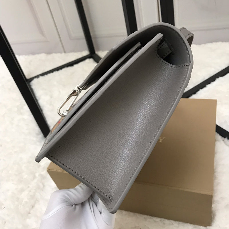 Ziva's Charm handbag – back view (one versatile size)