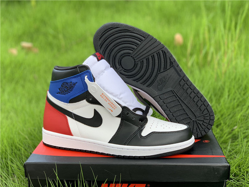 Nike Men's & Women's Premium Casual Sneakers — Style 124 hardware detail