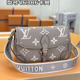  Versatile top-handle bag carried on shoulder 10