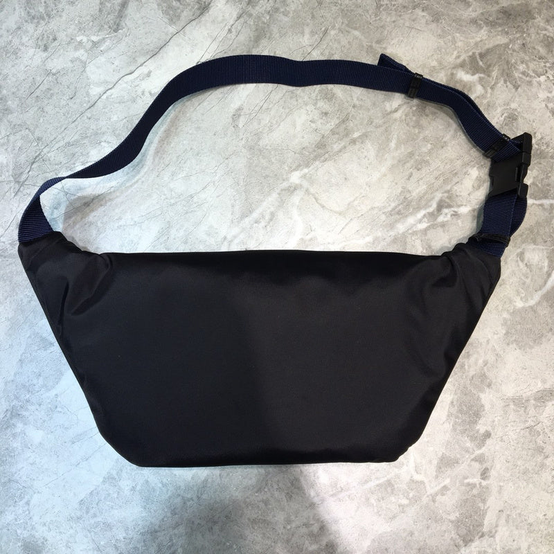 Classic Faux Leather Handbag - Modern Structured Build | Women's Premium Handbag #237 - hardware and detail close-up (image 5) of designer-inspired handbag