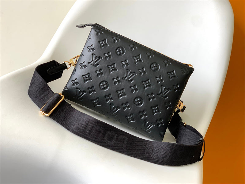  Graceful everyday bag carried on shoulder