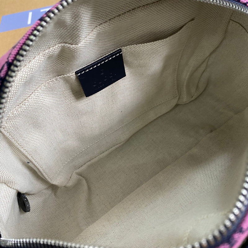 Front view of refined classic women's handbag – women's everyday handbag
