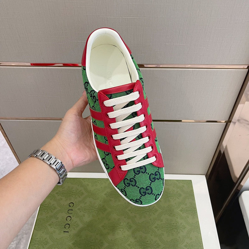 Gucci fresh white-and-black luxury sneakers view 7 streetwear statement look