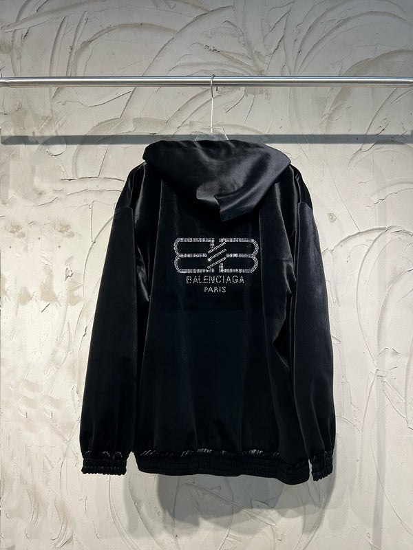 Side profile view of Balenciaga luxury piece style No.099