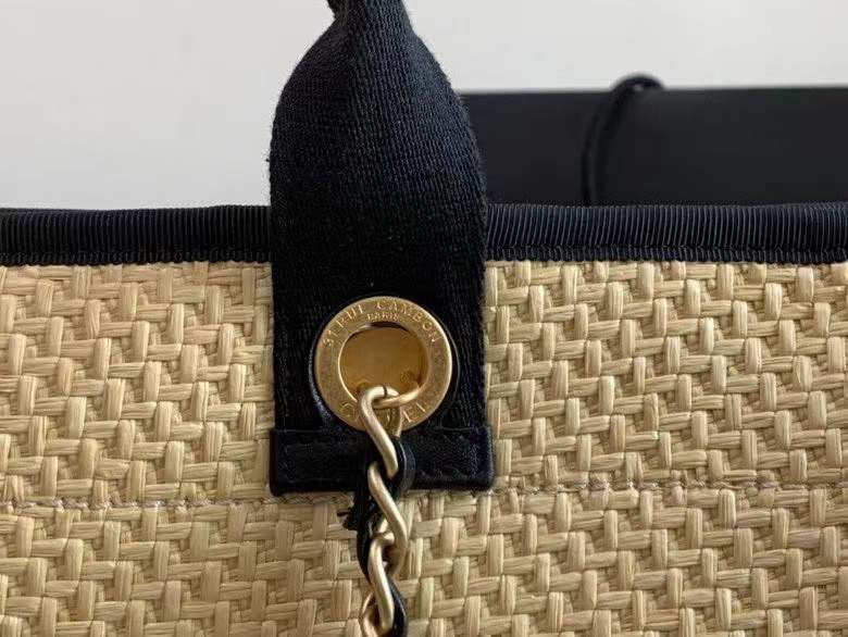  women's handbag, versatile design, view 3