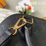 Handle and strap detail of statement structured women's handbag – women's statement bag