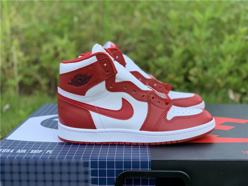 Nike Men's & Women's Premium Designer Sneakers — Style 070 side view
