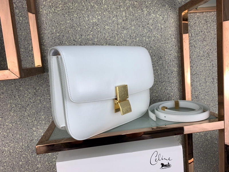 Close-up detail of chic premium women's handbag – women's luxury accessory