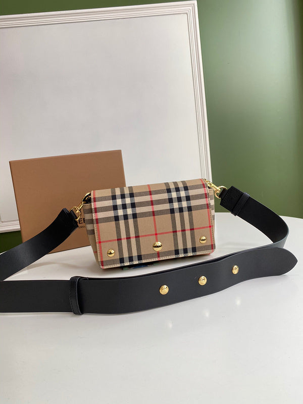 Ziva's Charm handbag – side angle view (one versatile size)